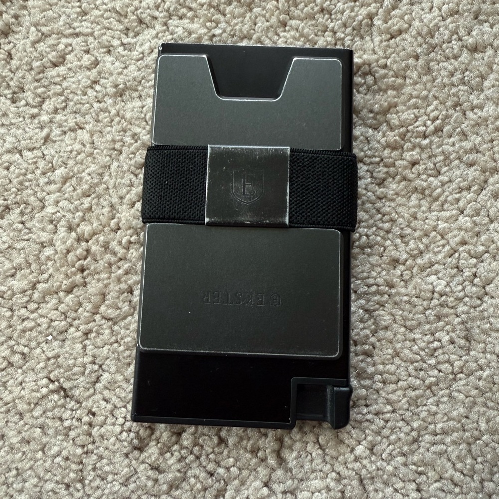 Slim Metal Card Holder with Elastic Strap - Black and Gunmetal